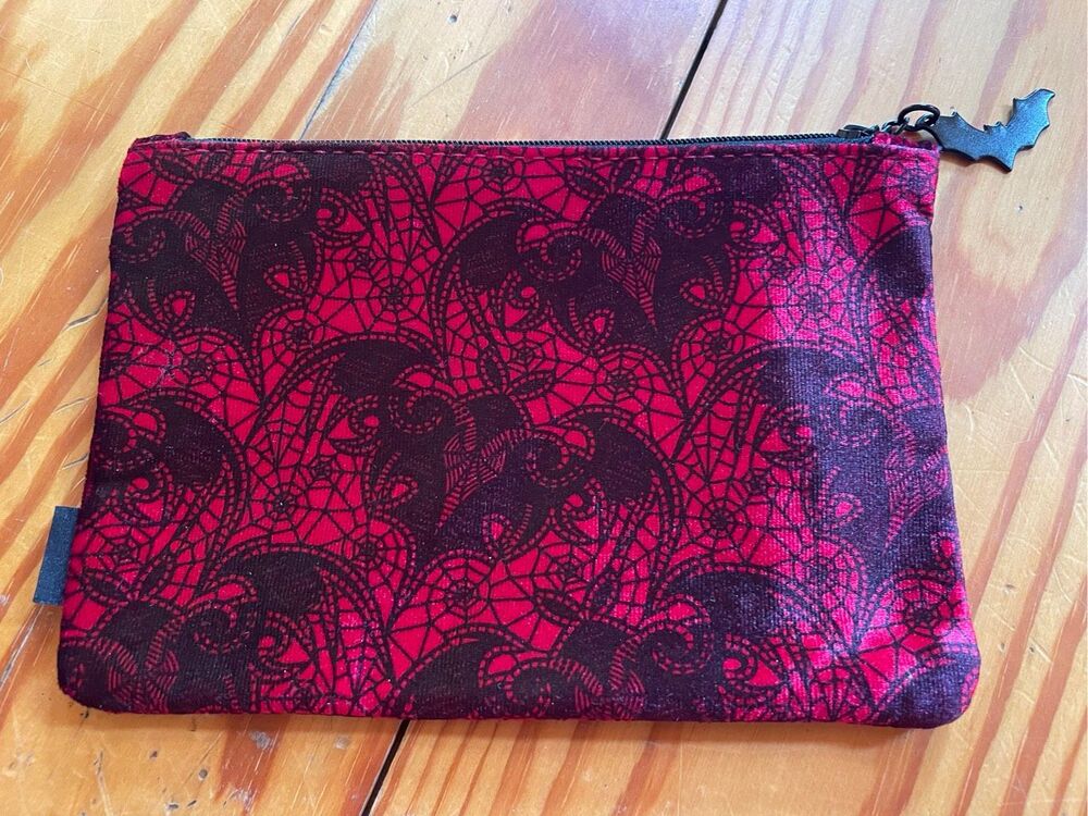 IPSY Glam Bag from the October 2023 Halloween collection.